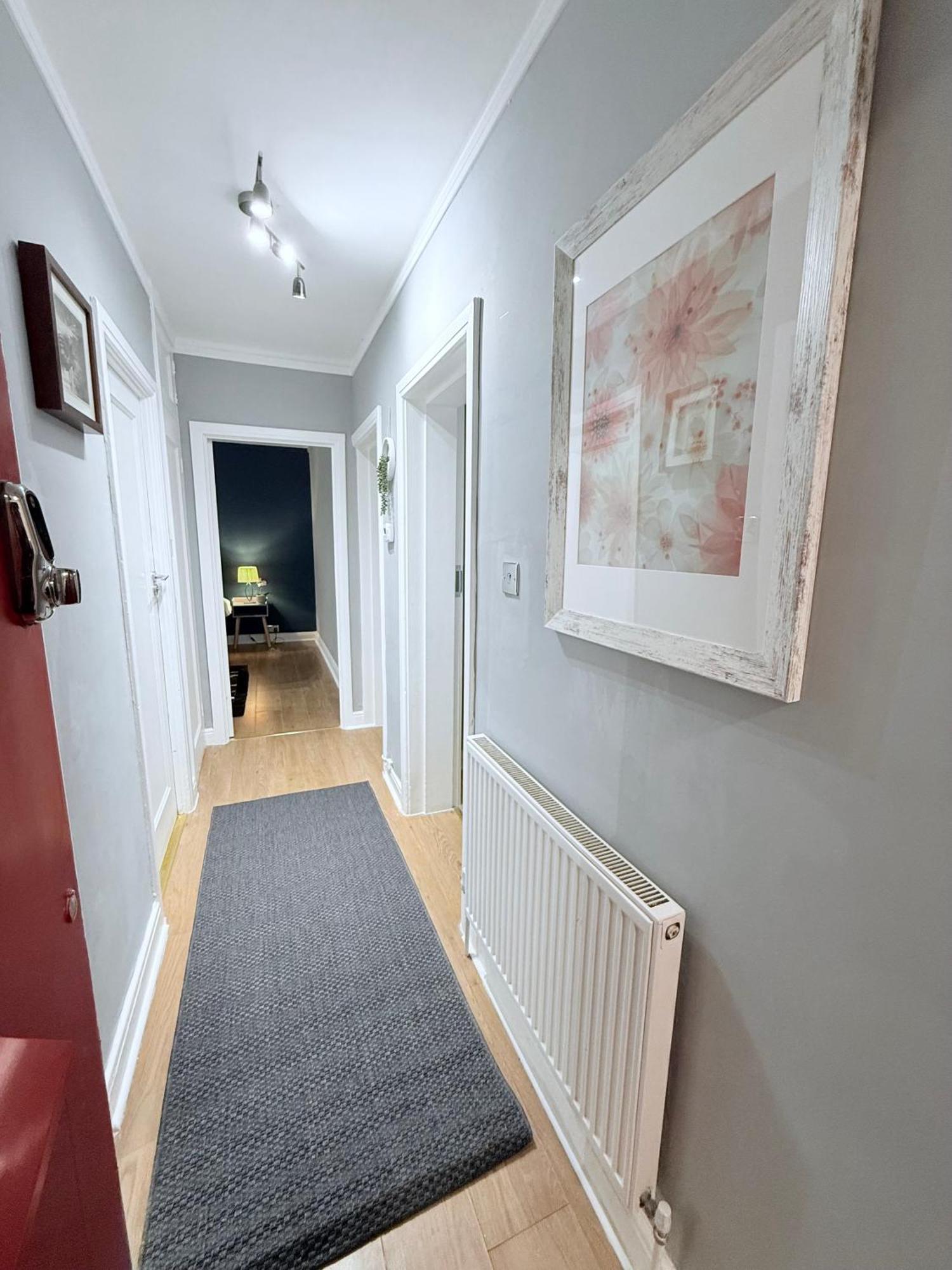 Staylondon - Sleeps 6 With Free Parking - Tourist, Concerts & Matches エクステリア 写真