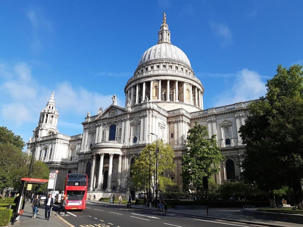 Staylondon - Sleeps 6 With Free Parking - Tourist, Concerts & Matches エクステリア 写真