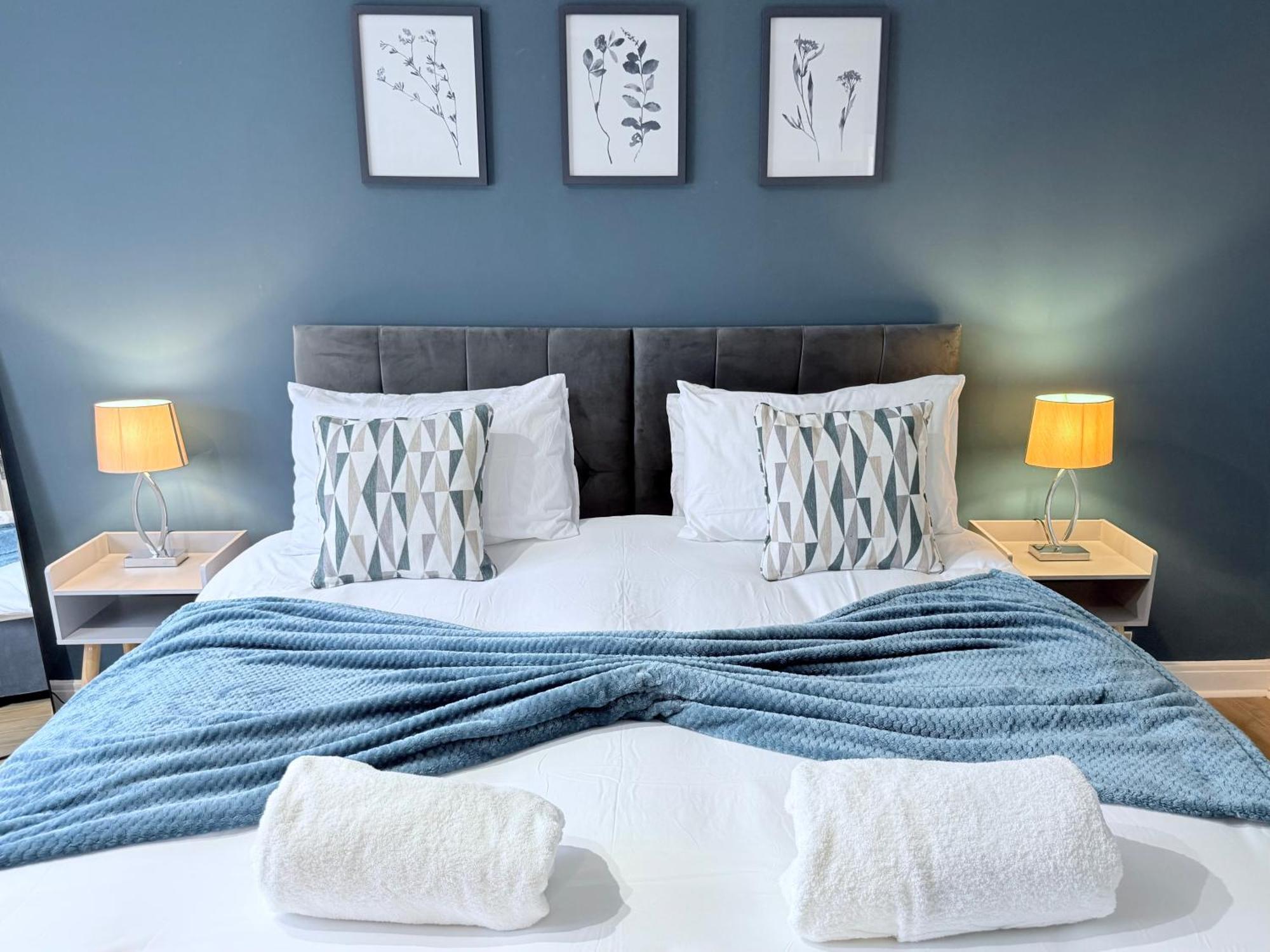 Staylondon - Sleeps 6 With Free Parking - Tourist, Concerts & Matches エクステリア 写真