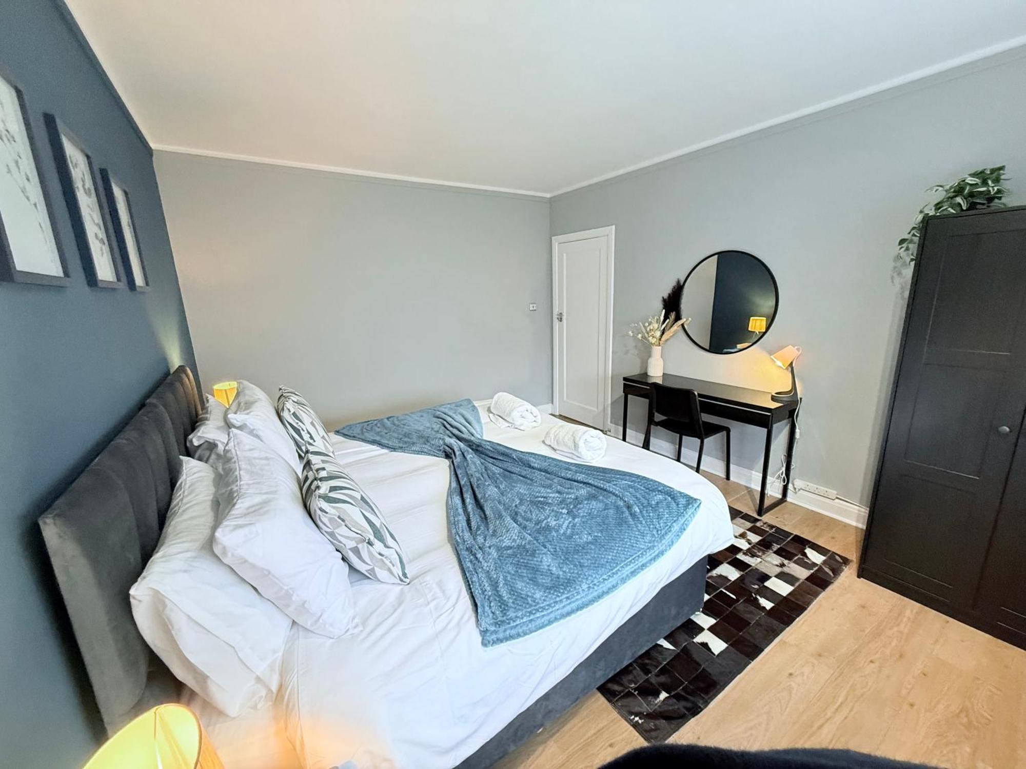 Staylondon - Sleeps 6 With Free Parking - Tourist, Concerts & Matches エクステリア 写真