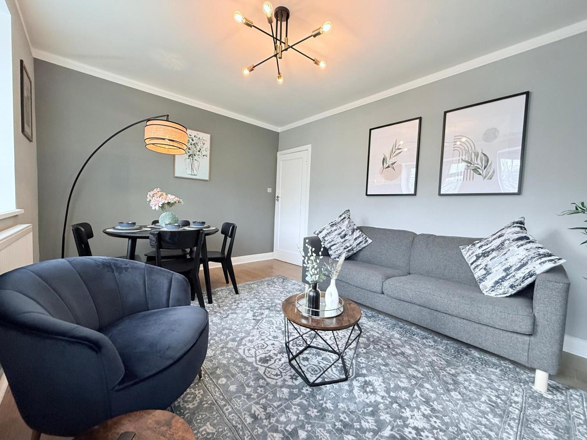 Staylondon - Sleeps 6 With Free Parking - Tourist, Concerts & Matches エクステリア 写真